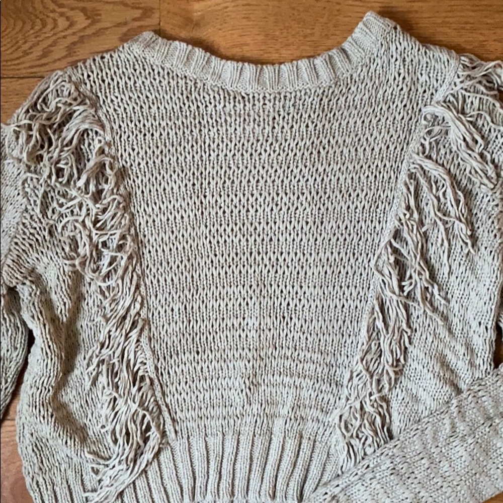 Sweater 💕 - Picture 3 of 3
